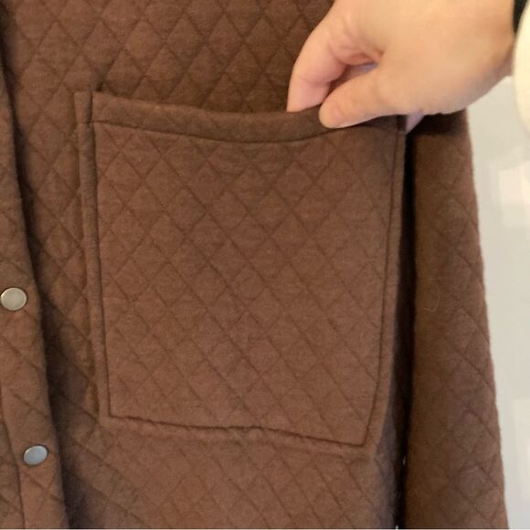 Acoa Women’s quilted jacket shacket button down brown size medium! - Picture 3 of 9